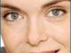 Julie Andrieu : Droit dans le buffet !