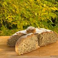 Pain cocotte aux céréales et graines