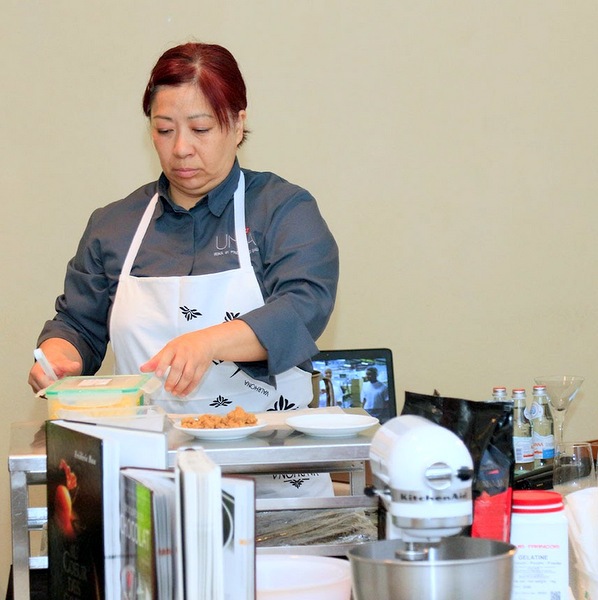 festival_culinaire_bernard_loiseau_2017_Cooking_class_by_Fr__d__ric_Bau_and_Mercotte_09.jpg