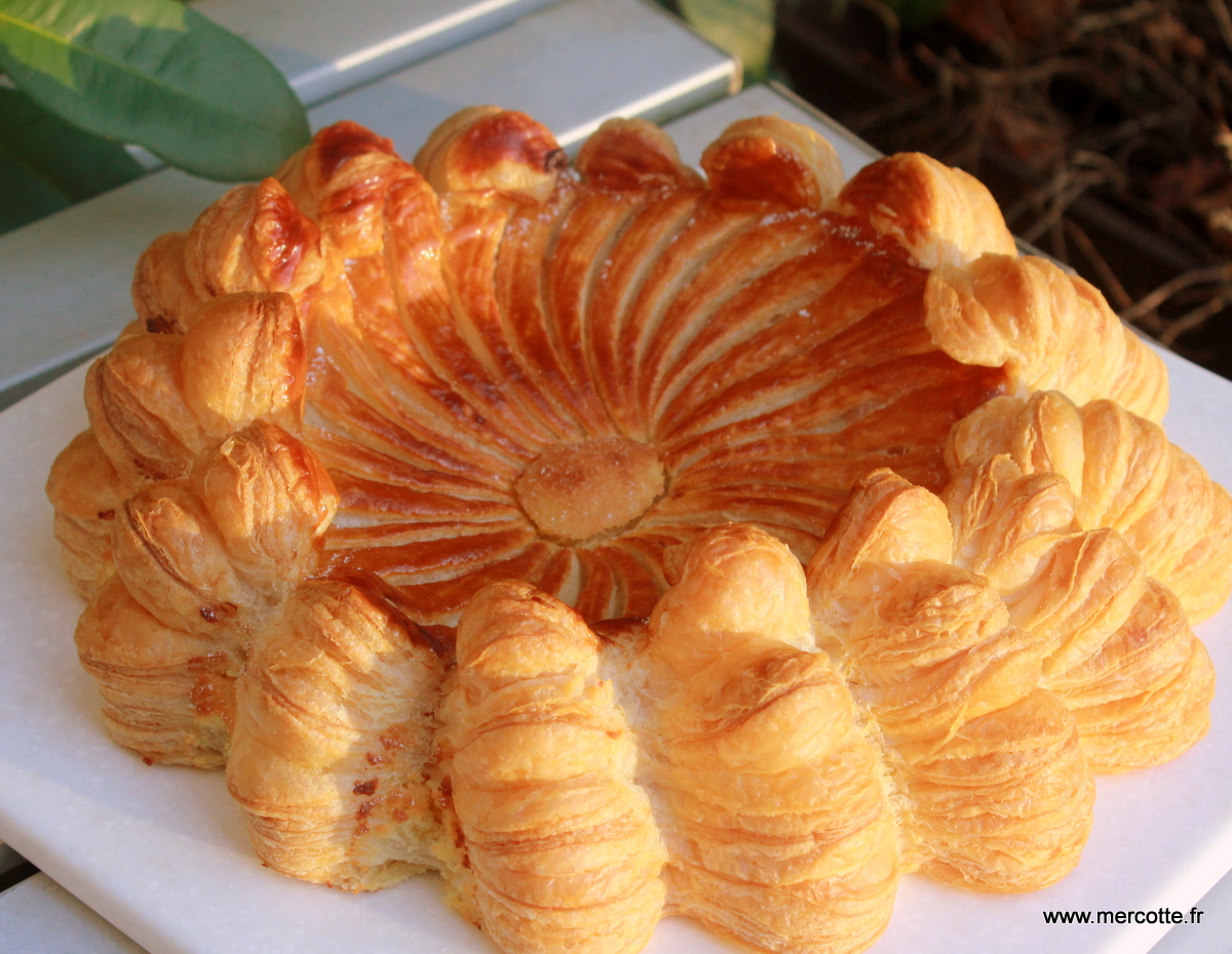 La reine des galettes : galette briochée à la frangipane allégée