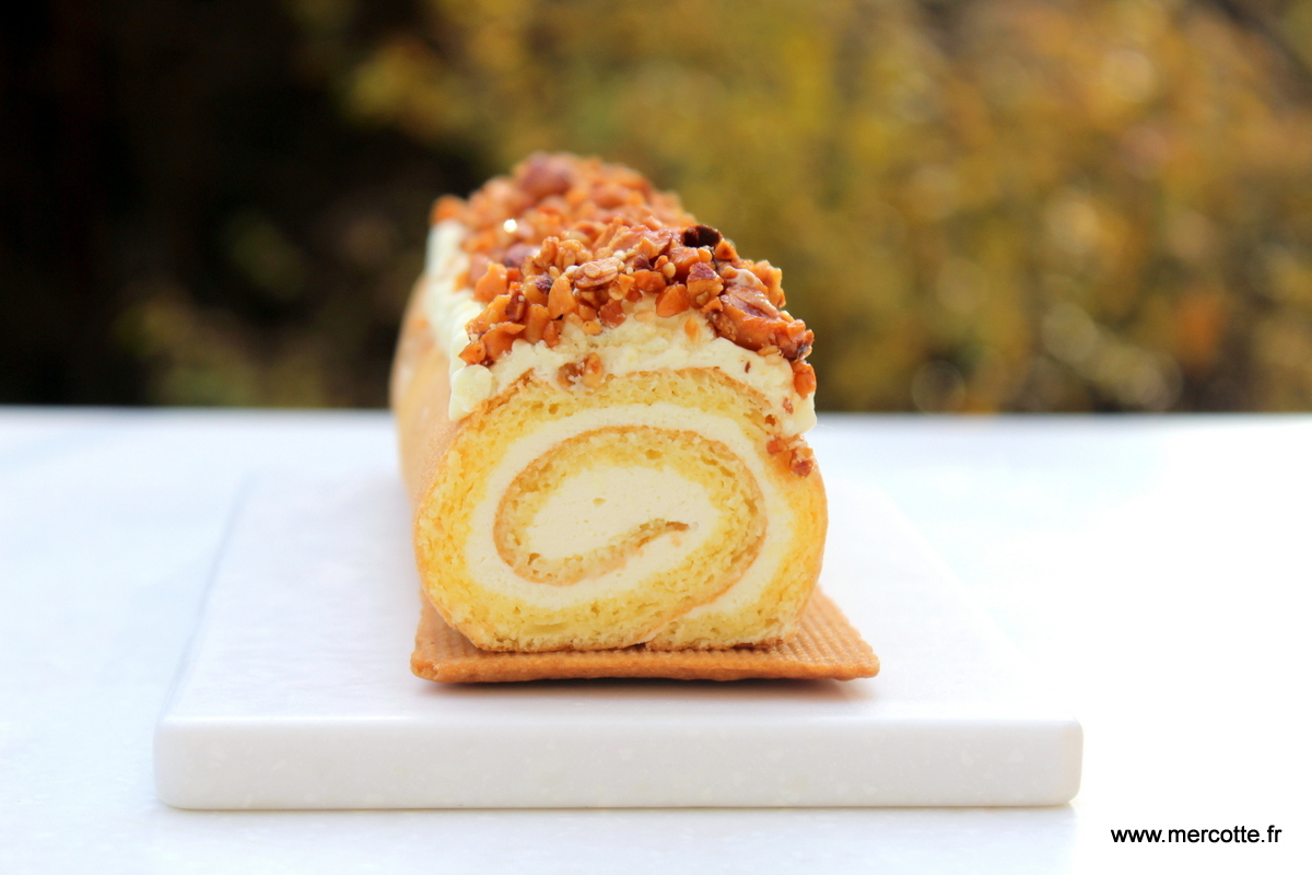 Buche Roulee 2018 Biscuit Viennois Et Ganache Yuzu Simple Et