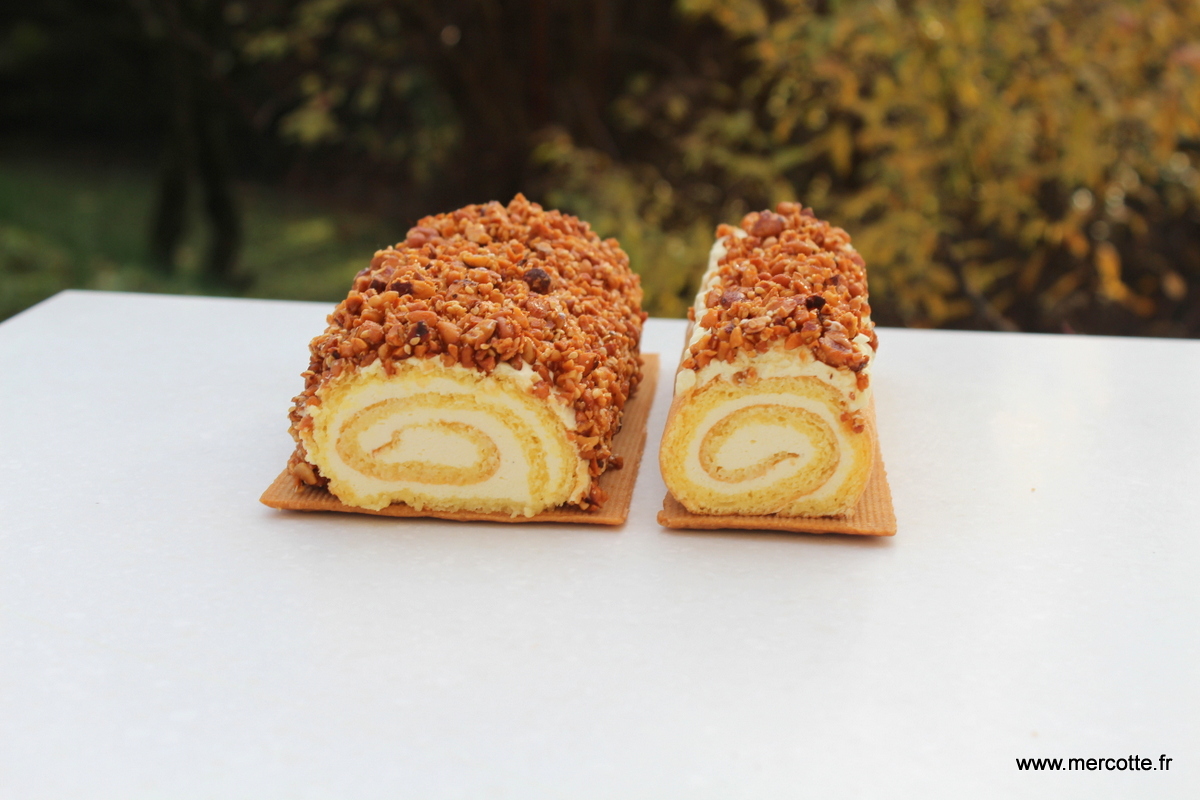 Buche Roulee 2018 Biscuit Viennois Et Ganache Yuzu Simple Et