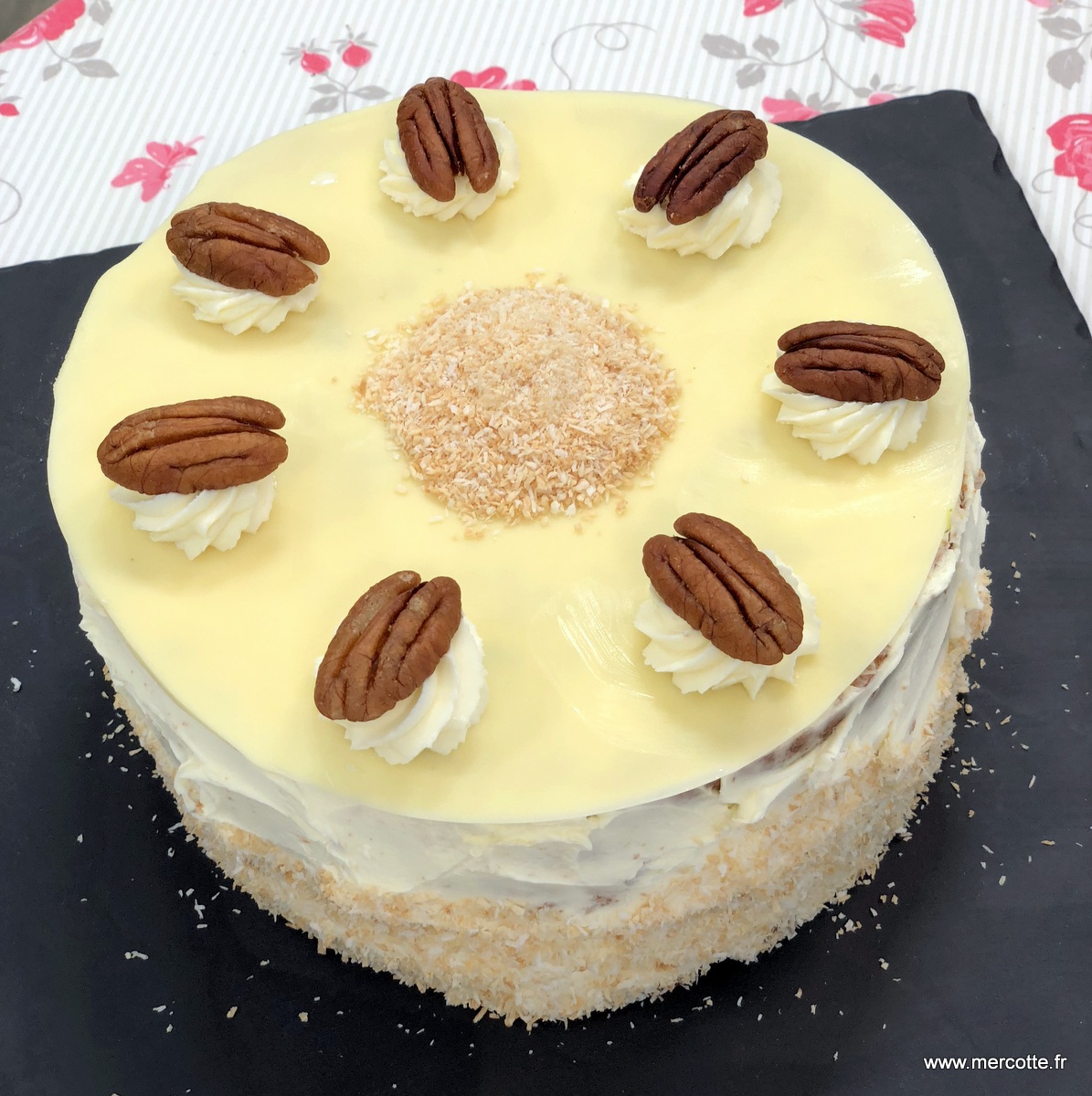 Le Colibri Ou Hummingbird Cake Le Meilleur Patissier Chefs Celebrites Episode 2 American Dream La Cuisine De Mercotte Macarons Verrines Et Chocolat