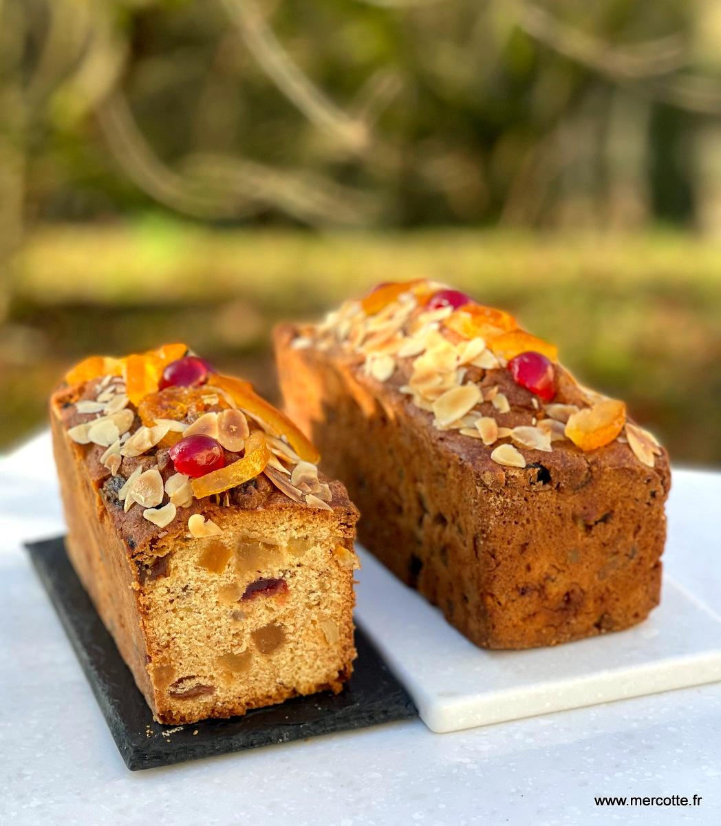 Cake aux fruits confits et au rhum - Les pains d'épices de Bertrand