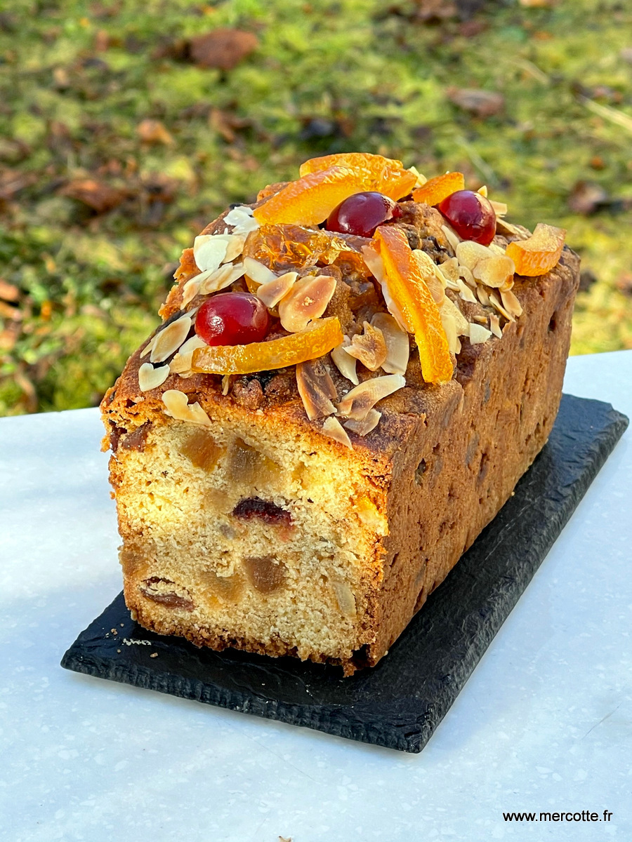 Gâteau aux fruits confits